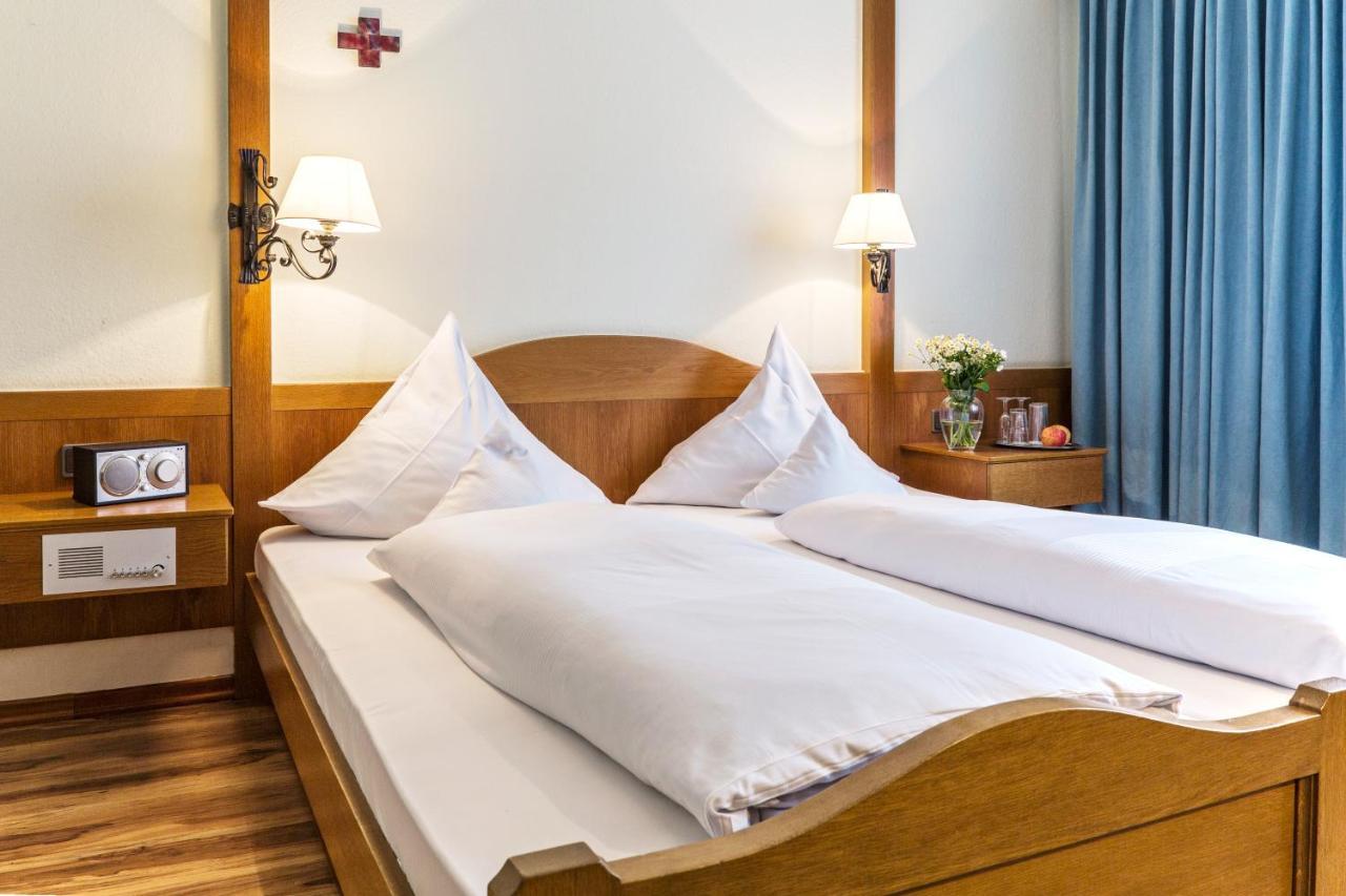 Flair-Hotel Zum Benediktiner Schwarzach am Main Bagian luar foto