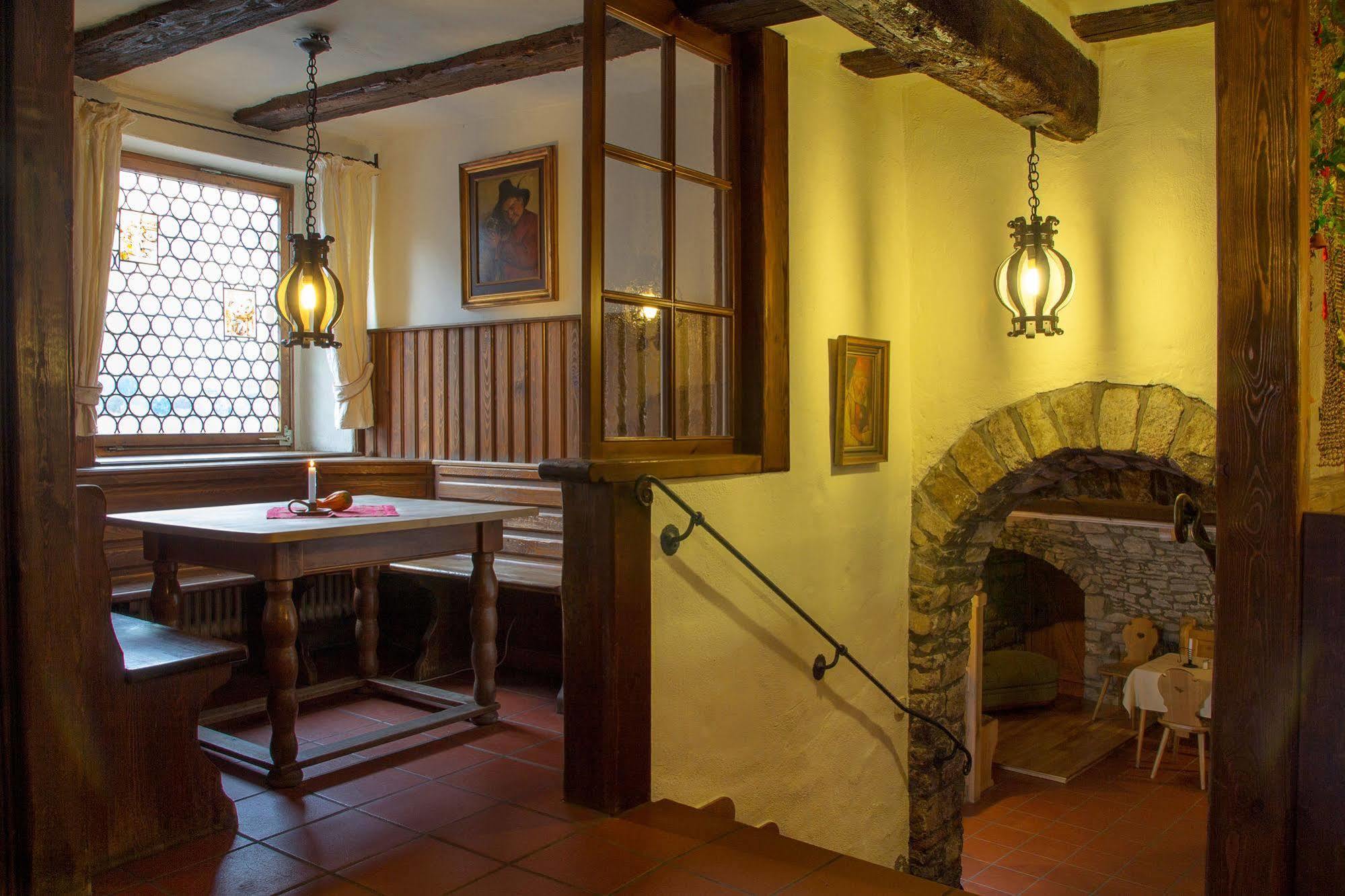 Flair-Hotel Zum Benediktiner Schwarzach am Main Bagian luar foto